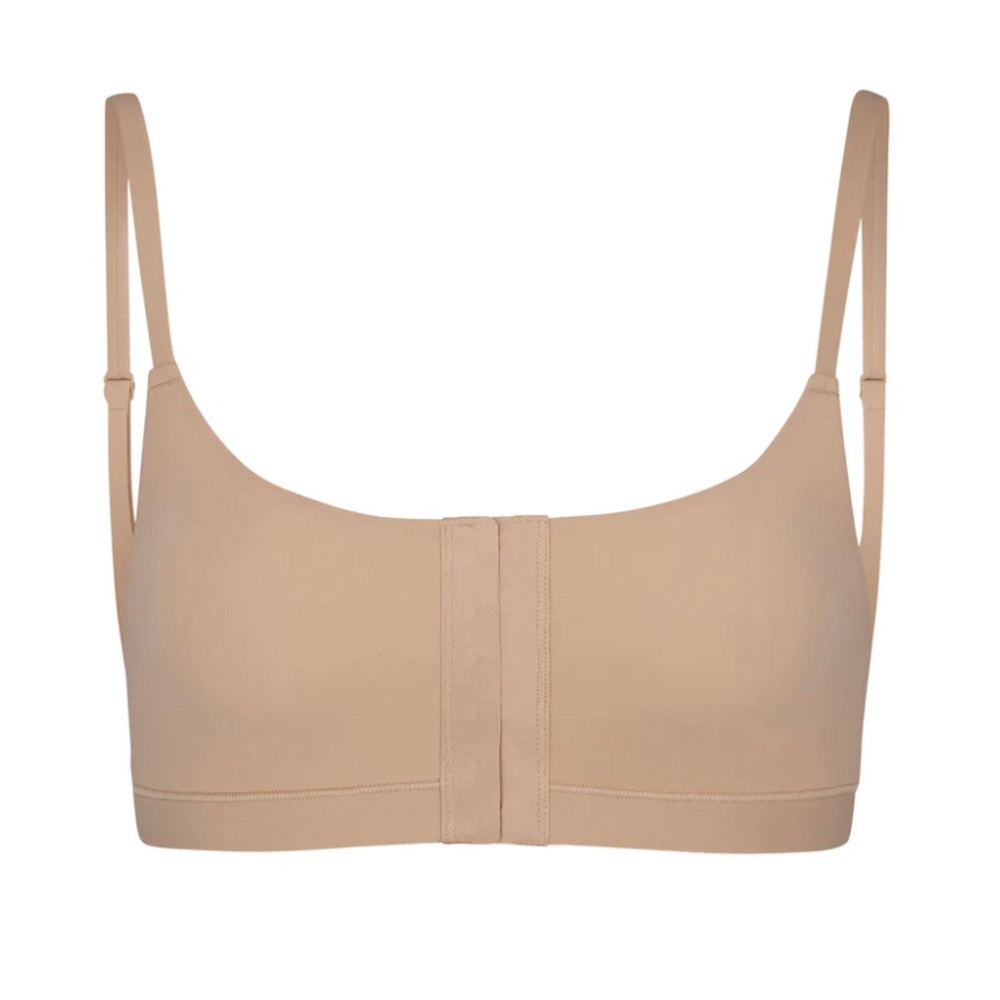 NEW Skims Adaptive Fits Everybody Scoop Bralette in color Clay